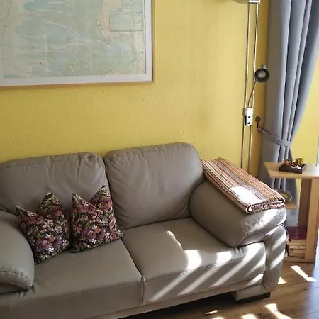 Haus Tertius - Strand- Und Hafennahe Ruhige 아파트